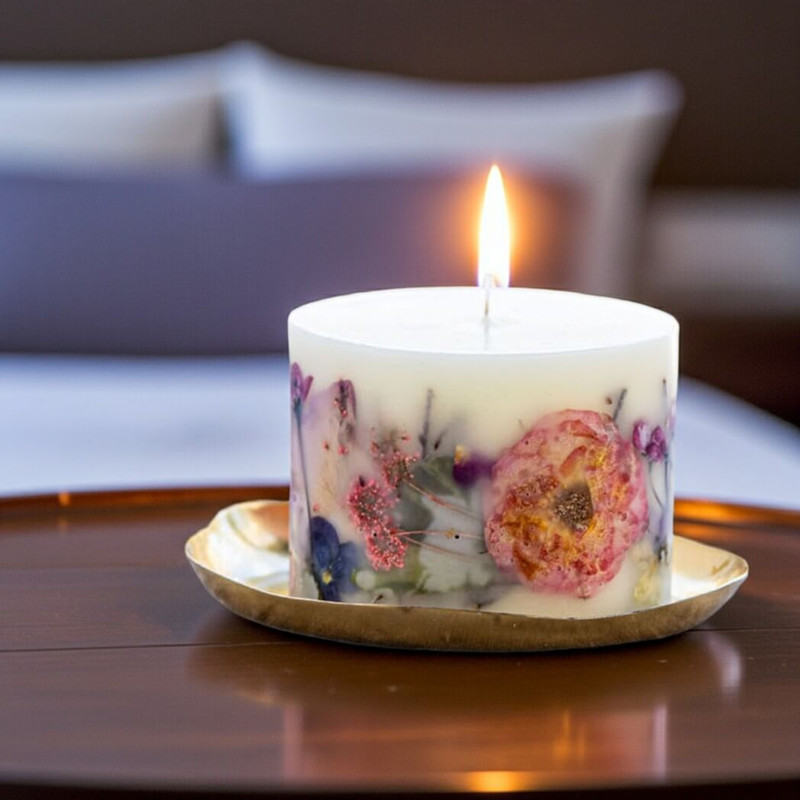 Rosy Rings Petite Botanical Candle - Blushing Rosewood