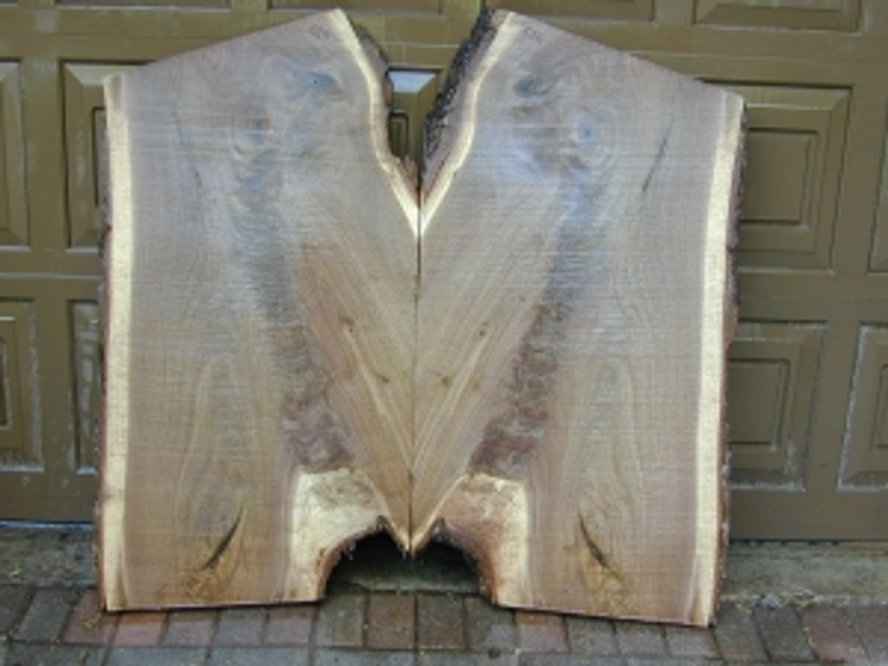 Bookmatched Crotch Walnut - 625_626