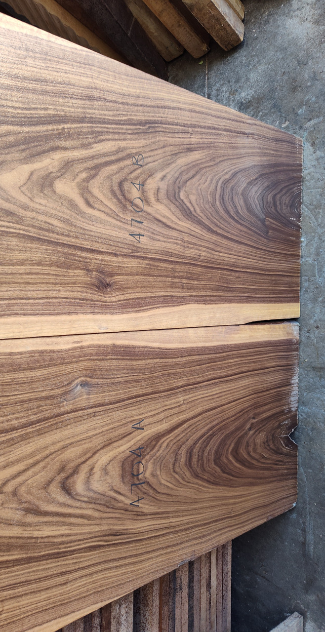 4/4  Bookmatched Walnut Boards - 4704 AB