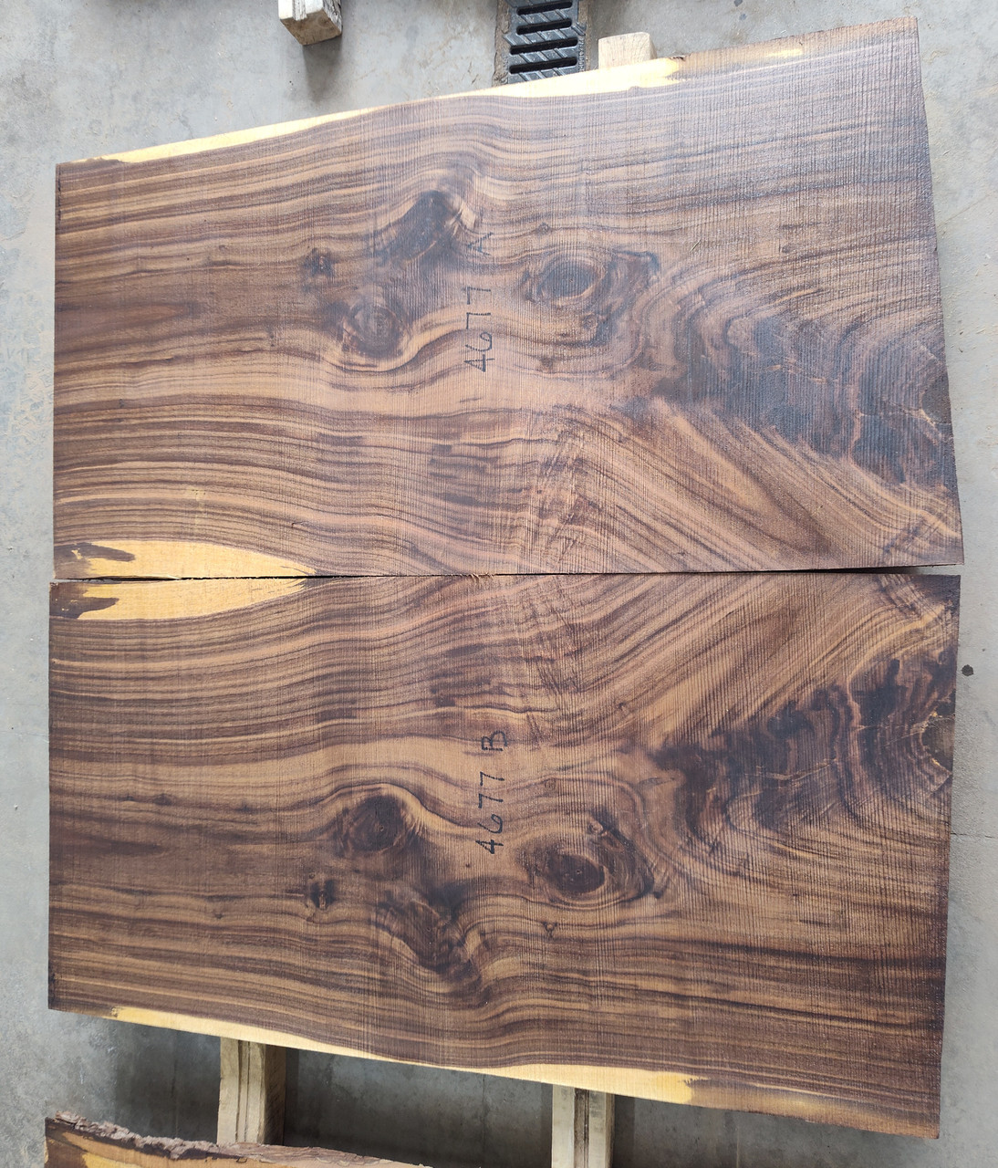 8/4 Bookmatched Walnut Live Edge Slabs 4677 AB
