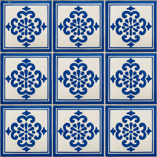Cobalt Floral Talavera Tile – Hand-Painted Mexican Ceramic for Classic Blue-and-White Interiors