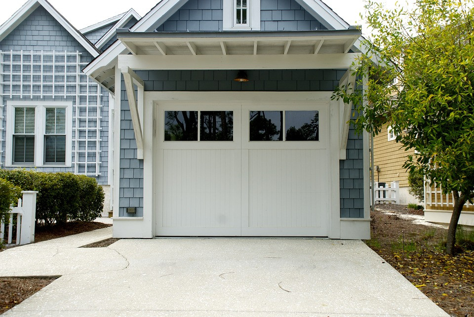 ​5 Solutions to make Home Garage Parking Easier and Safer