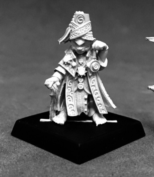 An image of Meligaster, the iconic halfling mesmerist and Lem the bard's brother. He wears a large hat and long robes, left hand held up near his face holding a mesmerizing trinket. (Front View)