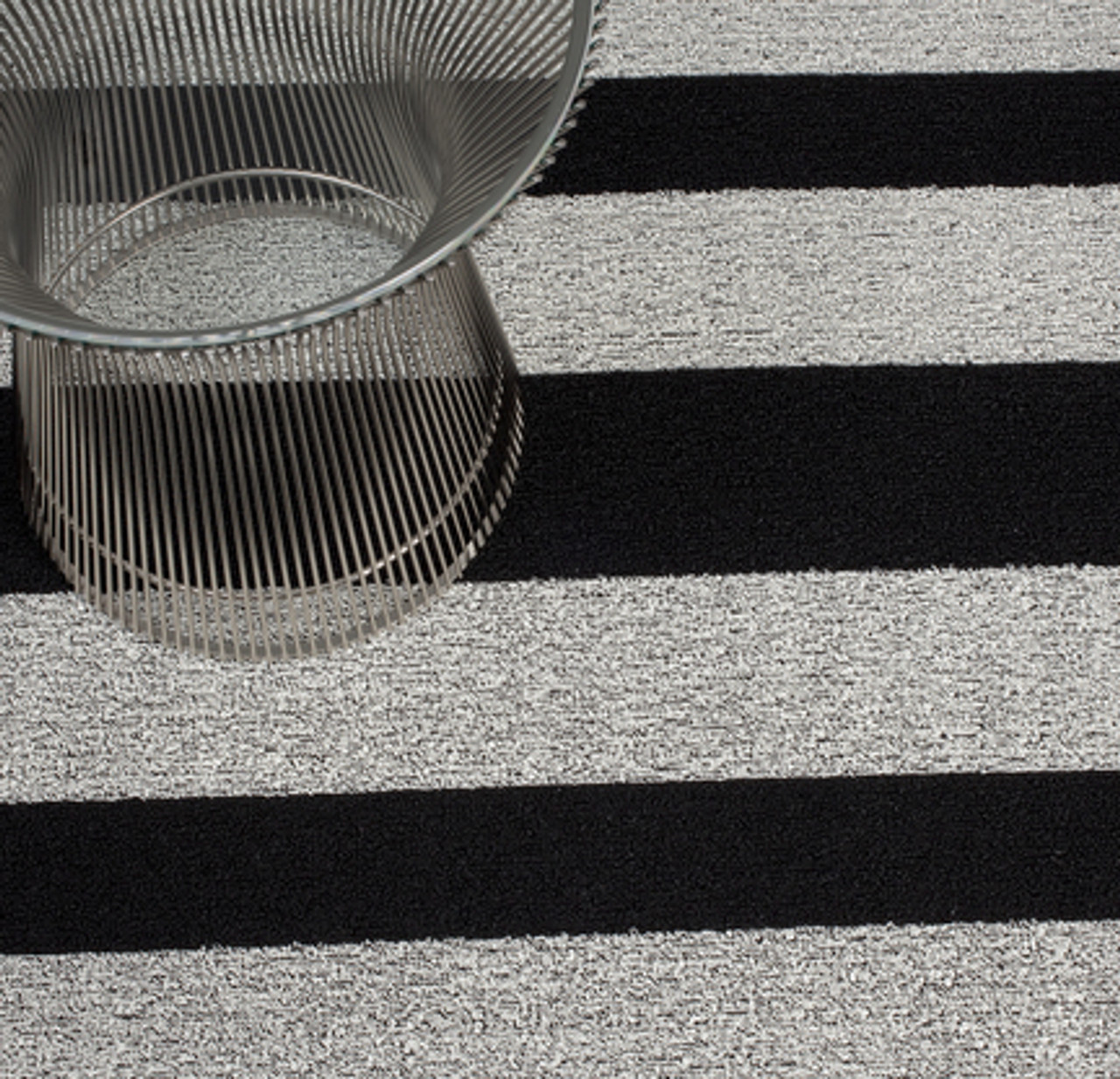 Chilewich Bold Stripe Shag Big Mat - Black/White