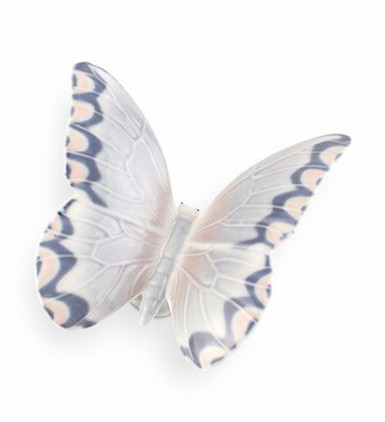 Nao by Lladro Porcelain "Gentle lavender" Butterfly Figurine