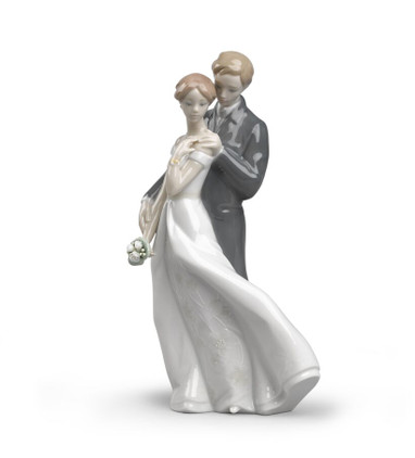 Lladro Everlasting Love Figurine