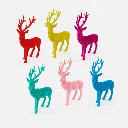 180 Degrees Deer Large 28 Inch (Assorted Designs)