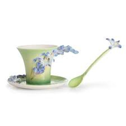 Franz Collection Lily Of The Nile Cup Saucer and Spoon Set