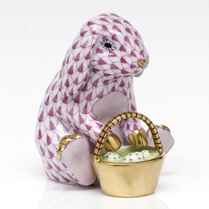 Herend Shaded Raspberry Fishnet Figurine - Eggstravagant Rabbit 2.25 inch L X