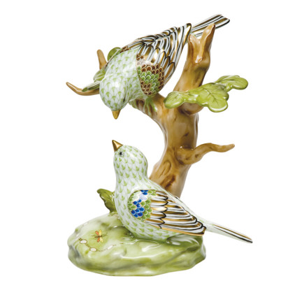 Herend Fishnet Figurine - Multicolor Reserve The Rothschild Birds 5 inch L X 6.5