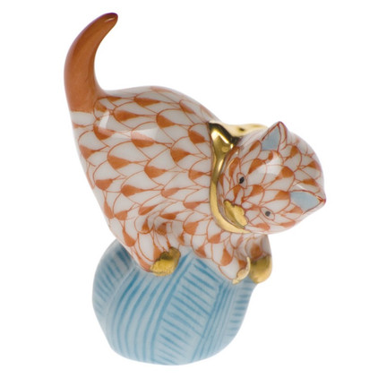 Herend Rust Fishnet Figurine - Mischievous Cat 1.5 inch H