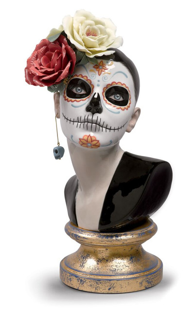 Lladro Beautiful Catrina Figure