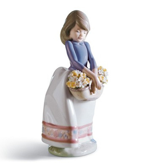 Lladro Girl With May Flowers Porcelain Figurine