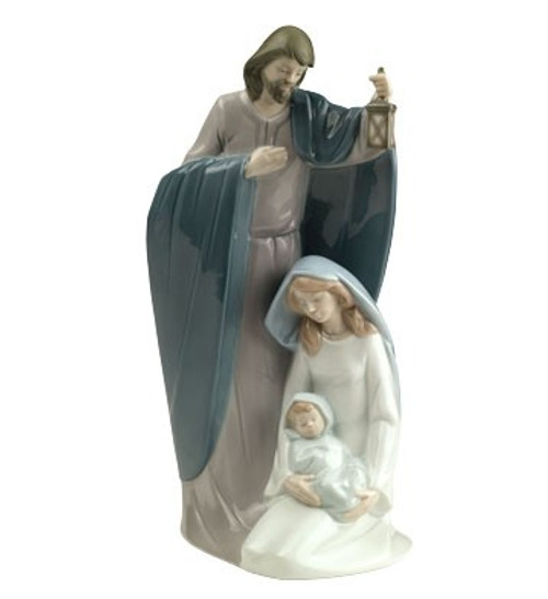 Nao by Lladro Porcelain "Nativity of Jesus" Figurine
