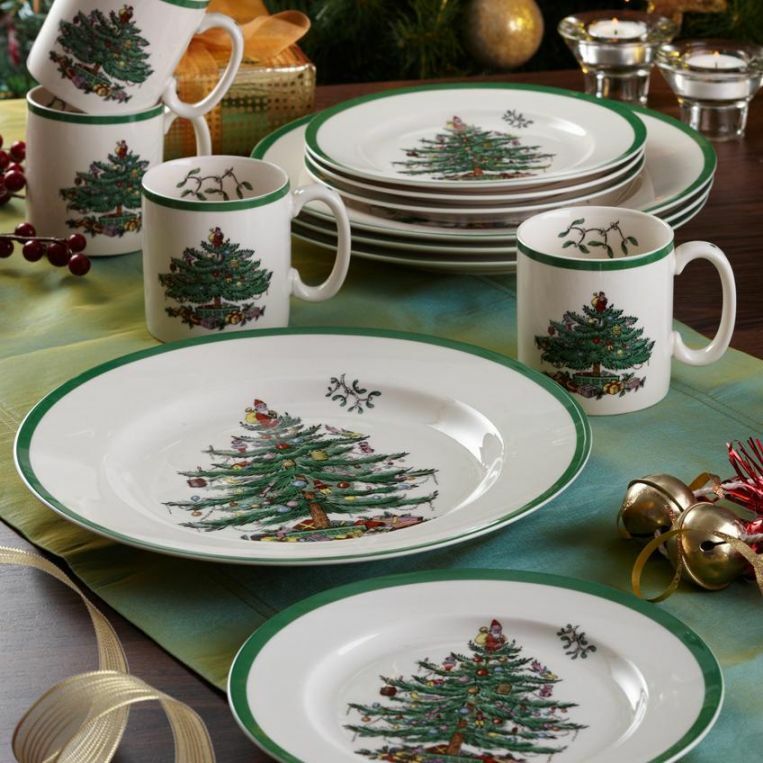 https://cdn11.bigcommerce.com/s-e0xlh4avpe/images/stencil/original/g/christmas_tree_12pc_set_spode_3__30816.original.jpg