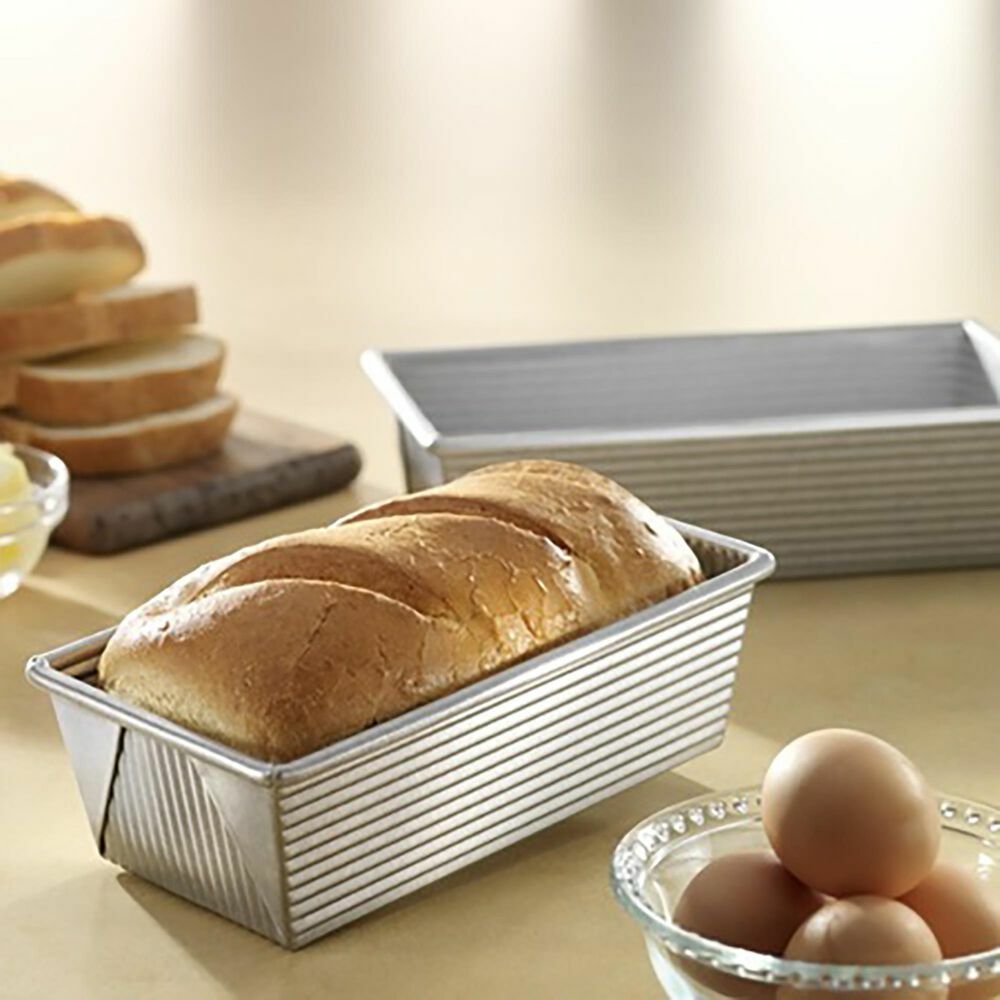 USA Pan - 12 Cup Crown Muffin Pan