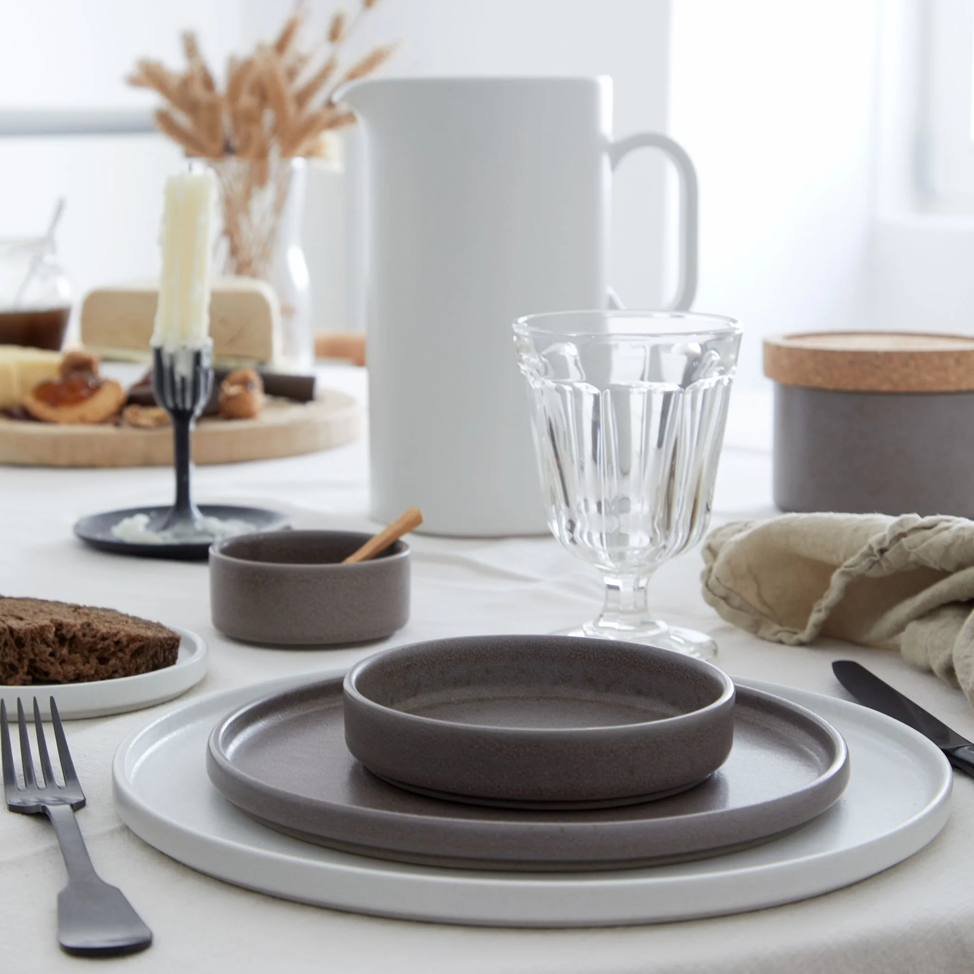 Costa Nova Redonda Dinnerware Collection