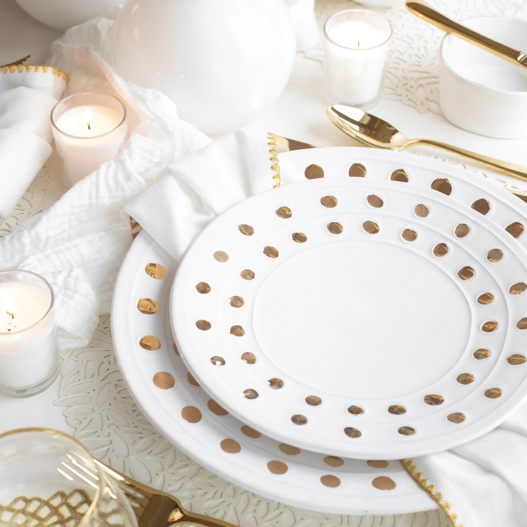 Vietri Medici Gold Dinnerware