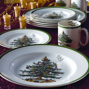 Spode Christmas Tree 2023 Annual 4pc Mug and Spoon Set