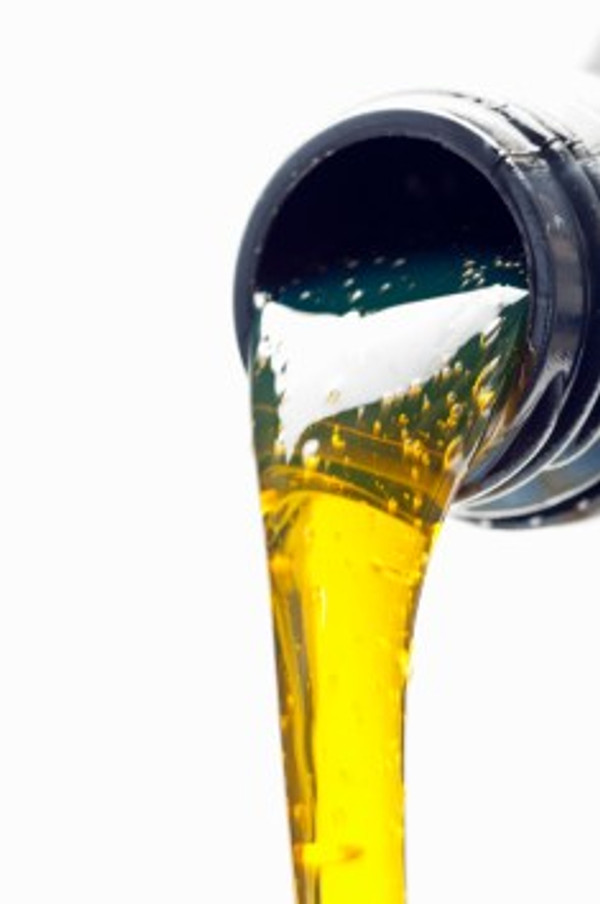 Amsoil Blog, Can I Mix Synthetic and Conventional Oil?