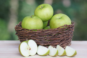 Smokehouse Apples – 2 lbs | Kauffman’s Orchard PA Smokehouse Apples – 2 lbs | Kauffman’s Orchard PA