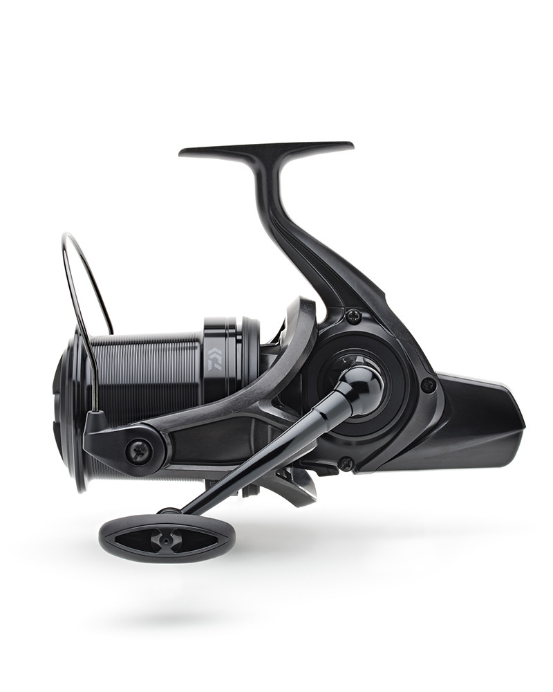 Daiwa 20 Crosscast 45 SCW QD Hooked Tackle