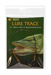 Drennan E-SOX Drennan E-Sox Lure Trace 34lb, fishing lure trace with a coiled design and gold-colored clips for attaching to fishing lines, packaged in a clear plastic pouch with green and black background.