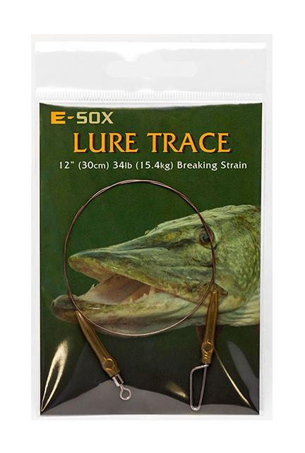 Drennan E-SOX Drennan E-Sox Lure Trace 34lb, fishing lure trace with a coiled design and gold-colored clips for attaching to fishing lines, packaged in a clear plastic pouch with green and black background.