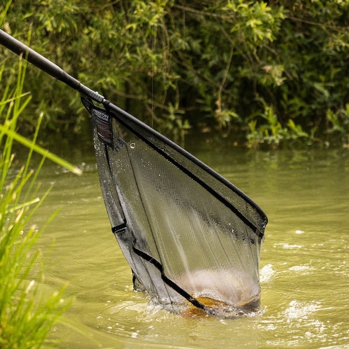 Landing Nets & Handles 