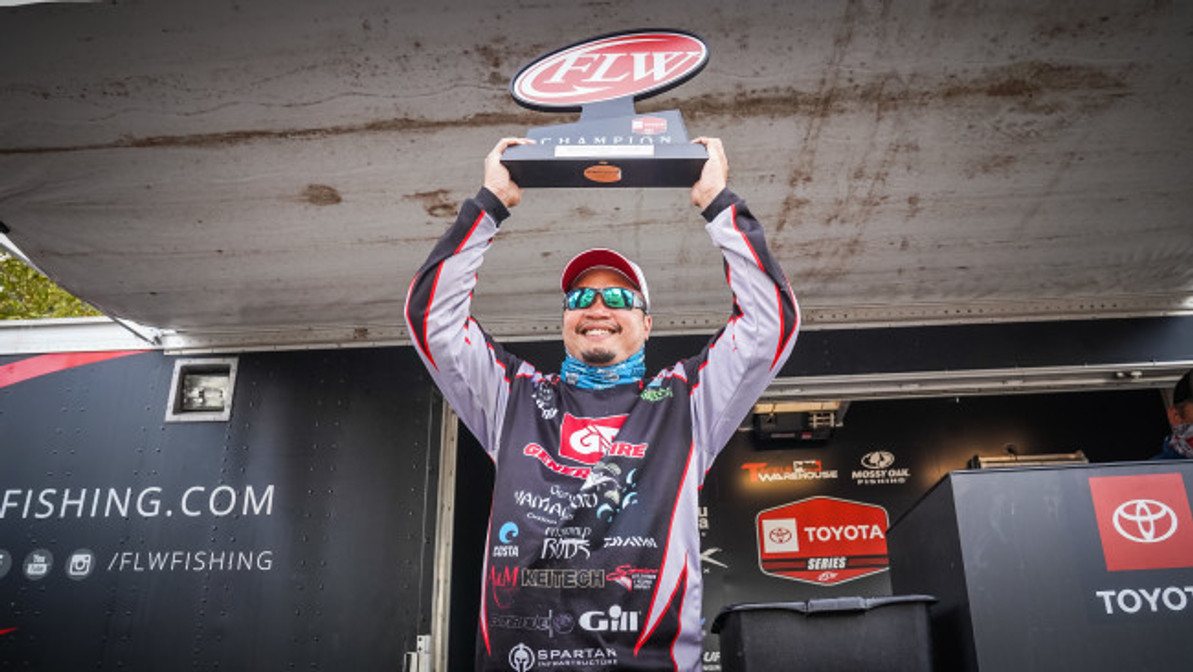 Tai Au Wins FLW Western Toyota Series Clear Lake