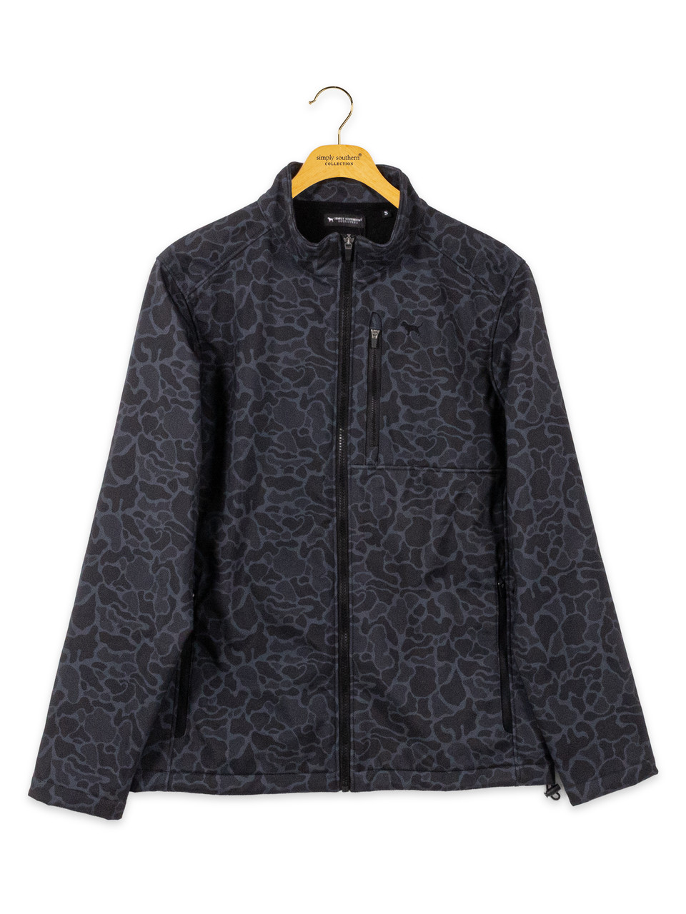 0226-MN-JKT-FLXSHL-BKCAMO - Simply Southern
