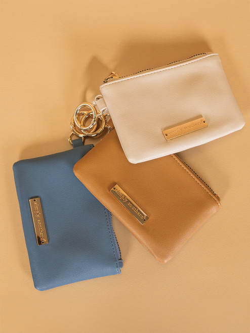 0125-BAG-LTHR-IDPCH-LNDN-CRM