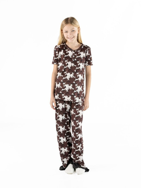 0226-YTH-PJ-LILY-EVD-COW