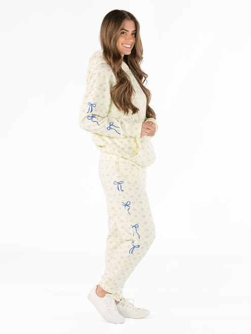 0226-PNT-ALICE-BLUFLW