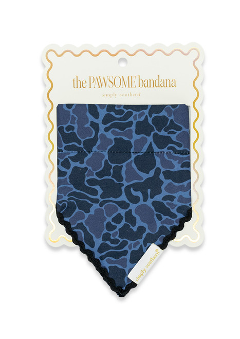 0226-PET-BANDANA-CAMO