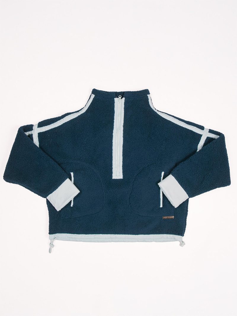 0225-YTH-PULL-EILEEN-NAVY