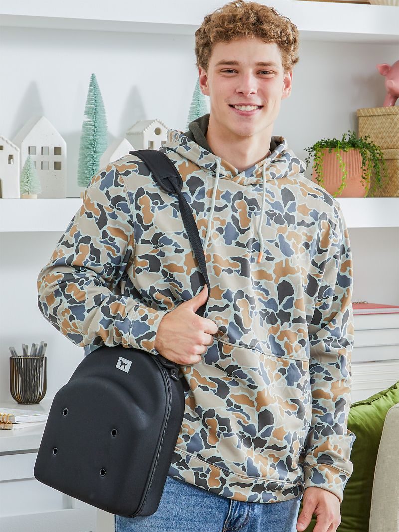 0225-MN-HD-WILLIAM-CAMOLT