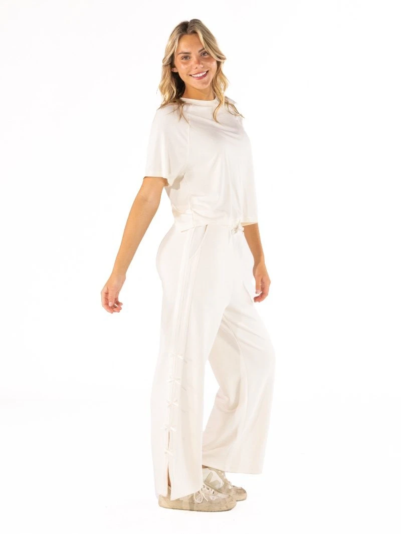 0226-PNT-LNG-TIE-IVORY