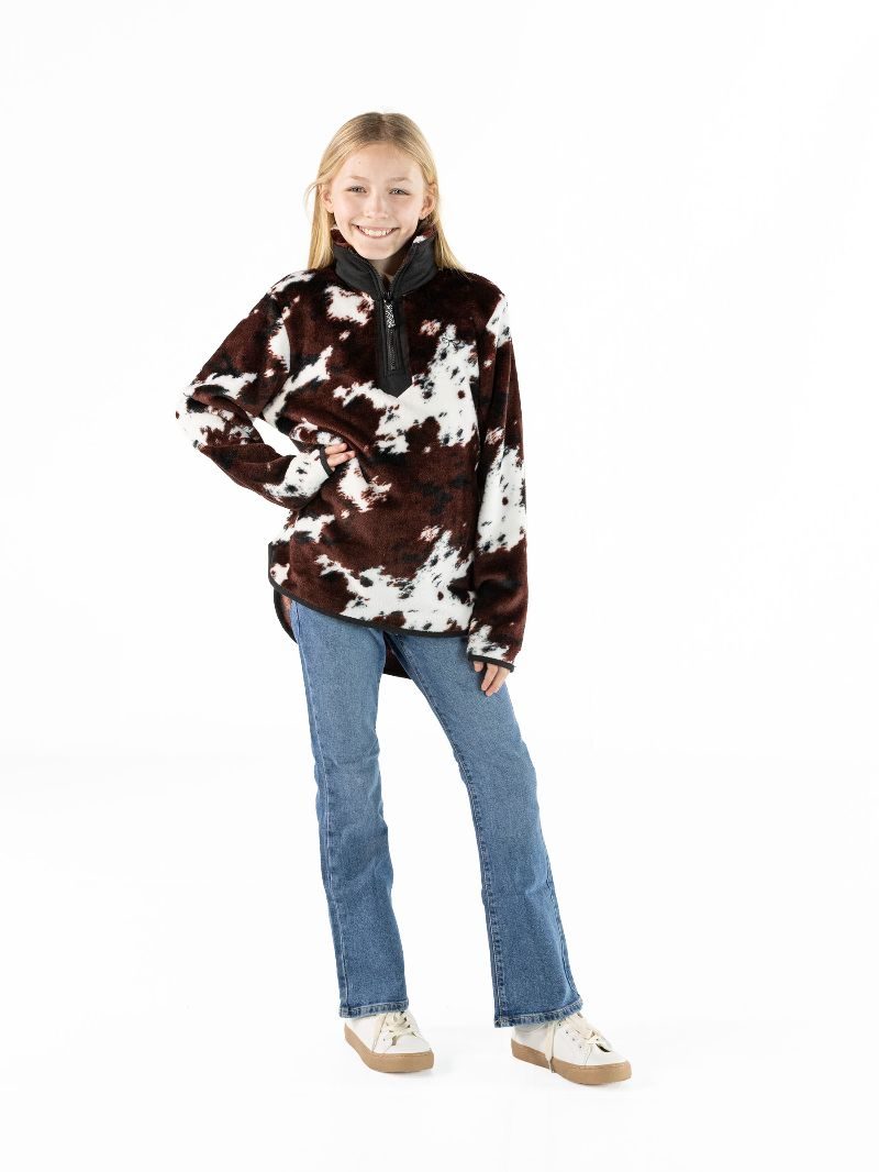 0226-YTH-PULL-YNCK-COW