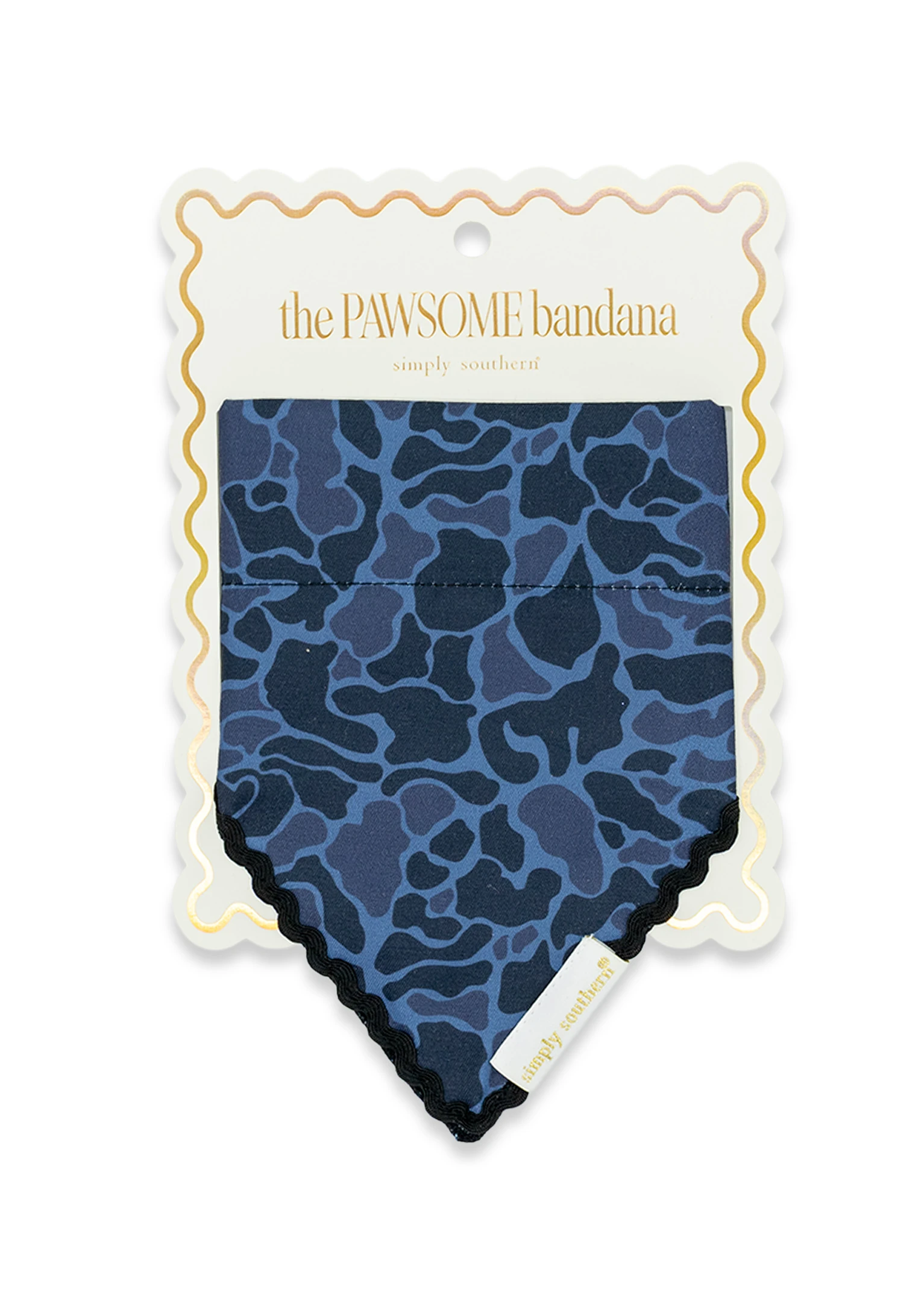 0226-PET-BANDANA-CAMO