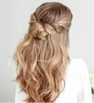 Effortless Elegance: Quick and Easy Hairstyles for Busy Mums