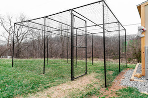 7.5' H Welded Wire Garden Fence Enclosure w/Top and Gate