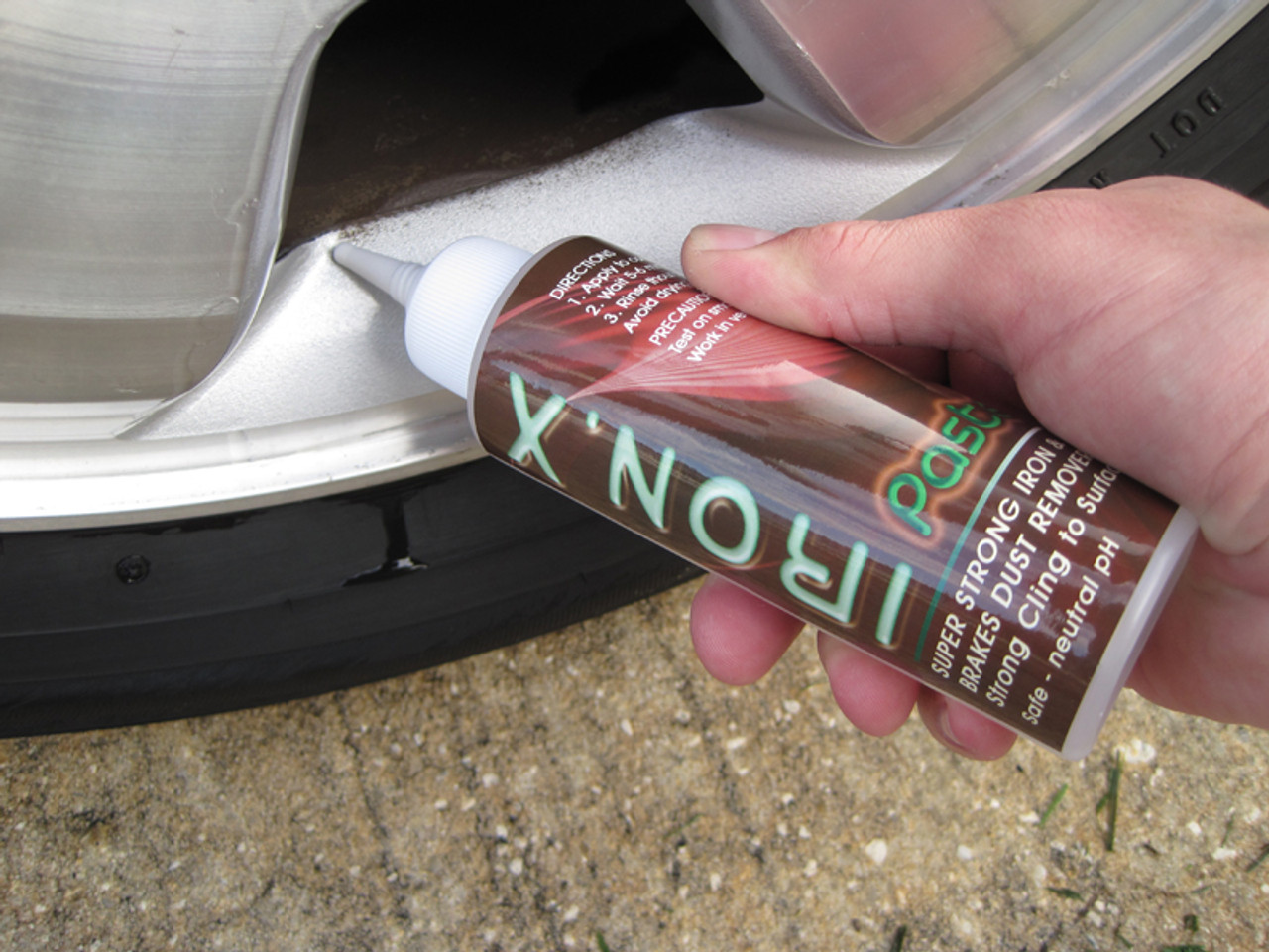  CARPRO IronX Iron Remover: Stops Rust Spots and Pre