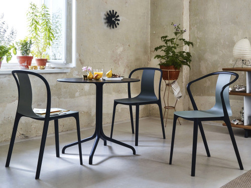 Vitra Belleville Round Outdoor Dining Table by Ronan & Erwan Bouroullec 