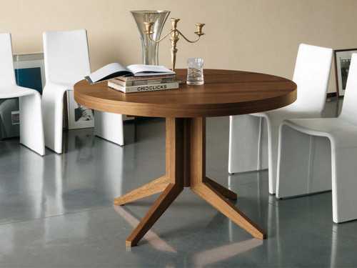 Porada Bryant Extendable Dining Table by Opera Design