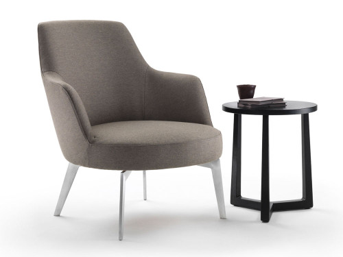 Flexform Hera armchair by Antonio Citterio 