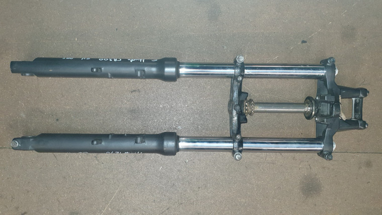 HONDA CB300F 2014 Forks and Triple Clamps
