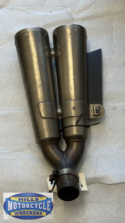 BMW r nine t 1200 Akrapovic rear mufflers suits 2015 to 2020 model 1200cc