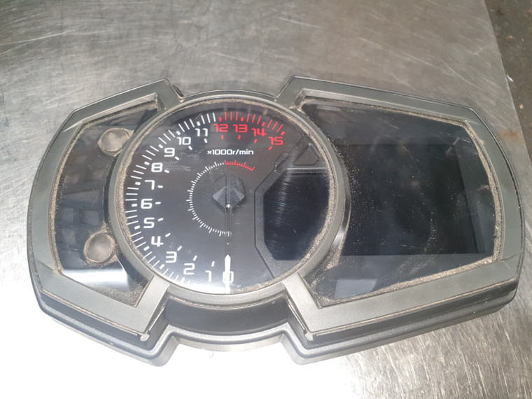 2021 NINJA KAWASAKI EX400DASH CLUSTER 2021 MODEL WITH ONLY 403KM