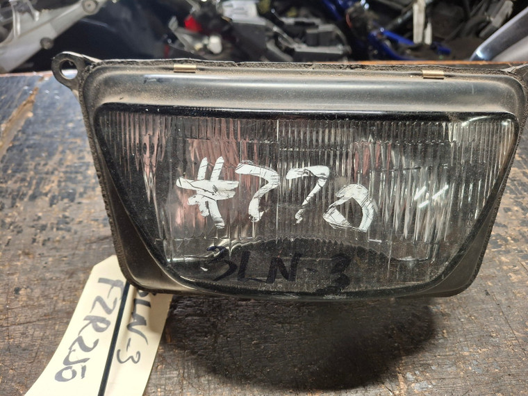 YAMAHA FZR250 3LN 1990 OEM HEADLIGHT